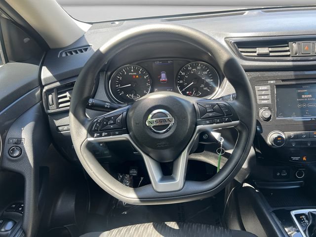 Used 2018 Nissan Rogue S AWD/4WD image 13