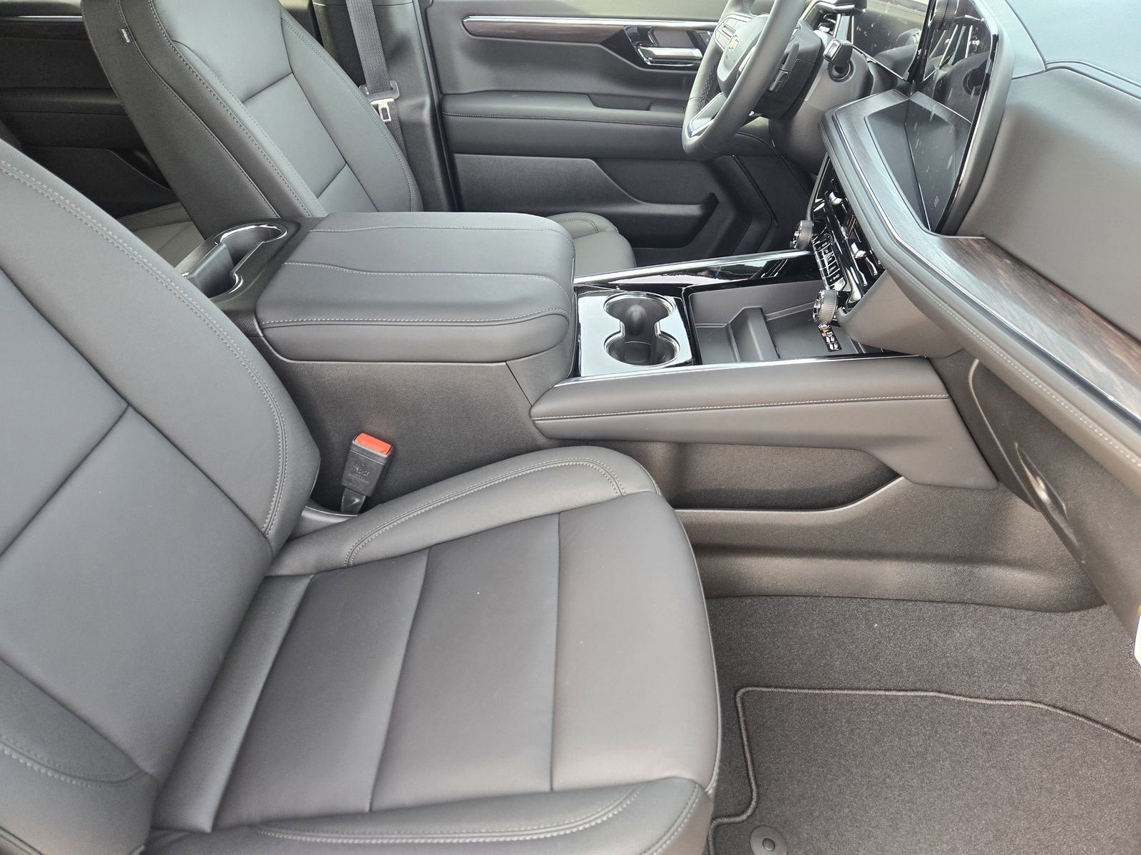 New 2026 Chevrolet Tahoe LT w/ Comfort Package image 15