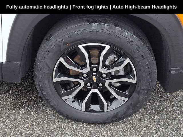 Used 2023 Chevrolet TrailBlazer ACTIV w/ Sun and Liftgate Package FWD image 13