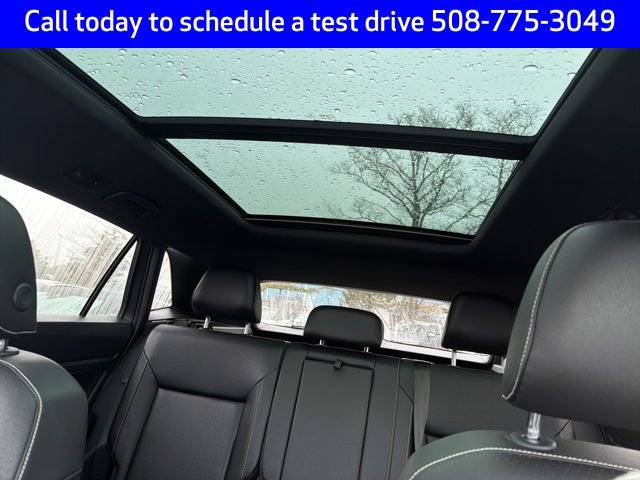 Used 2020 Volkswagen Atlas Cross Sport SEL image 17