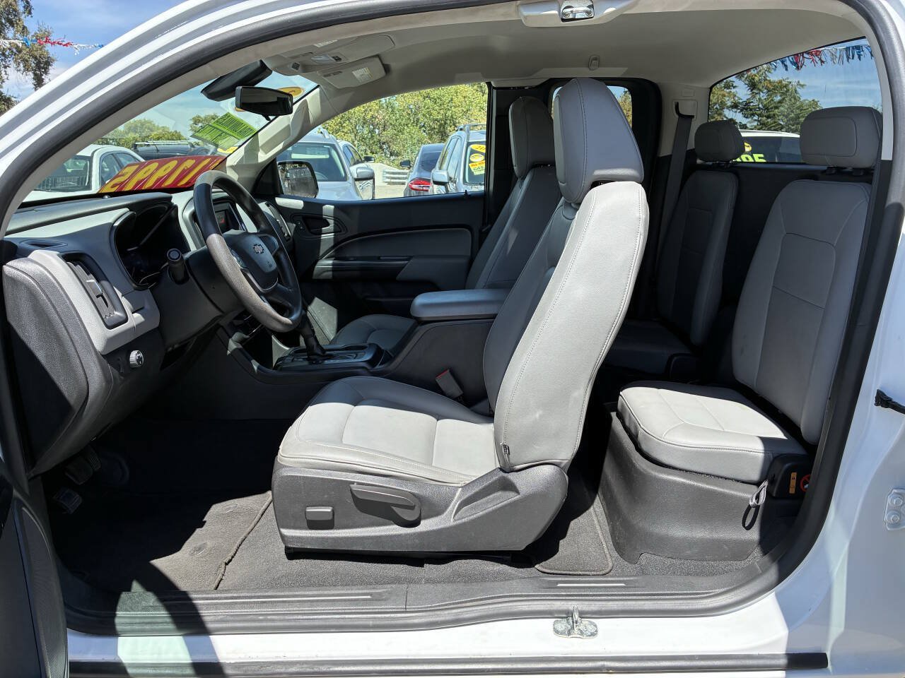 Used 2020 Chevrolet Colorado W/T w/ WT Convenience Package RWD image 4