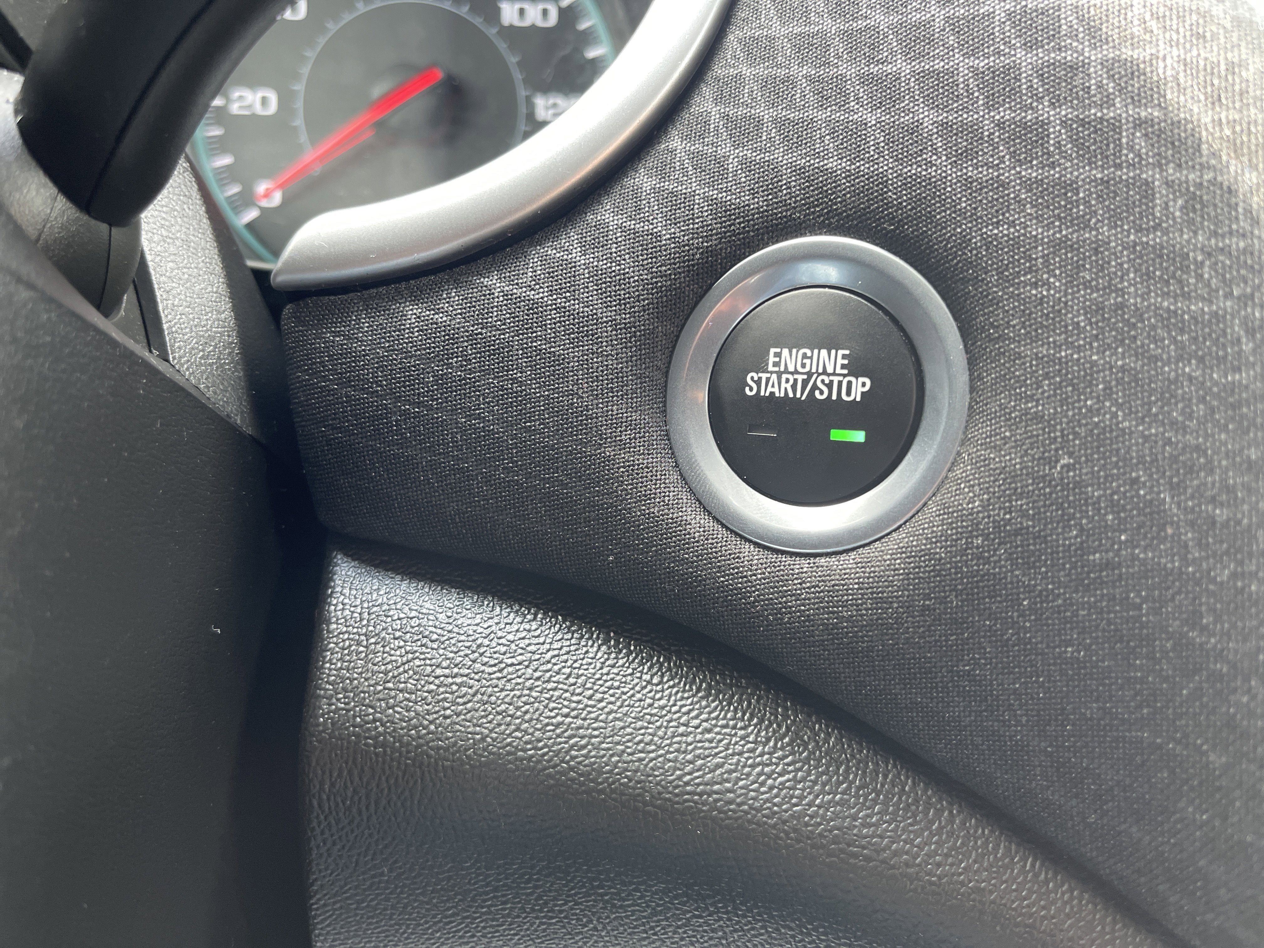 Used 2025 Chevrolet Malibu LT FWD image 22