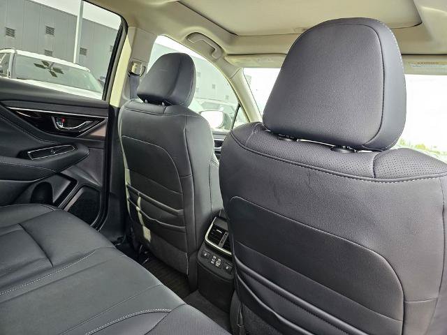 Used 2023 Subaru Outback Limited AWD/4WD image 15