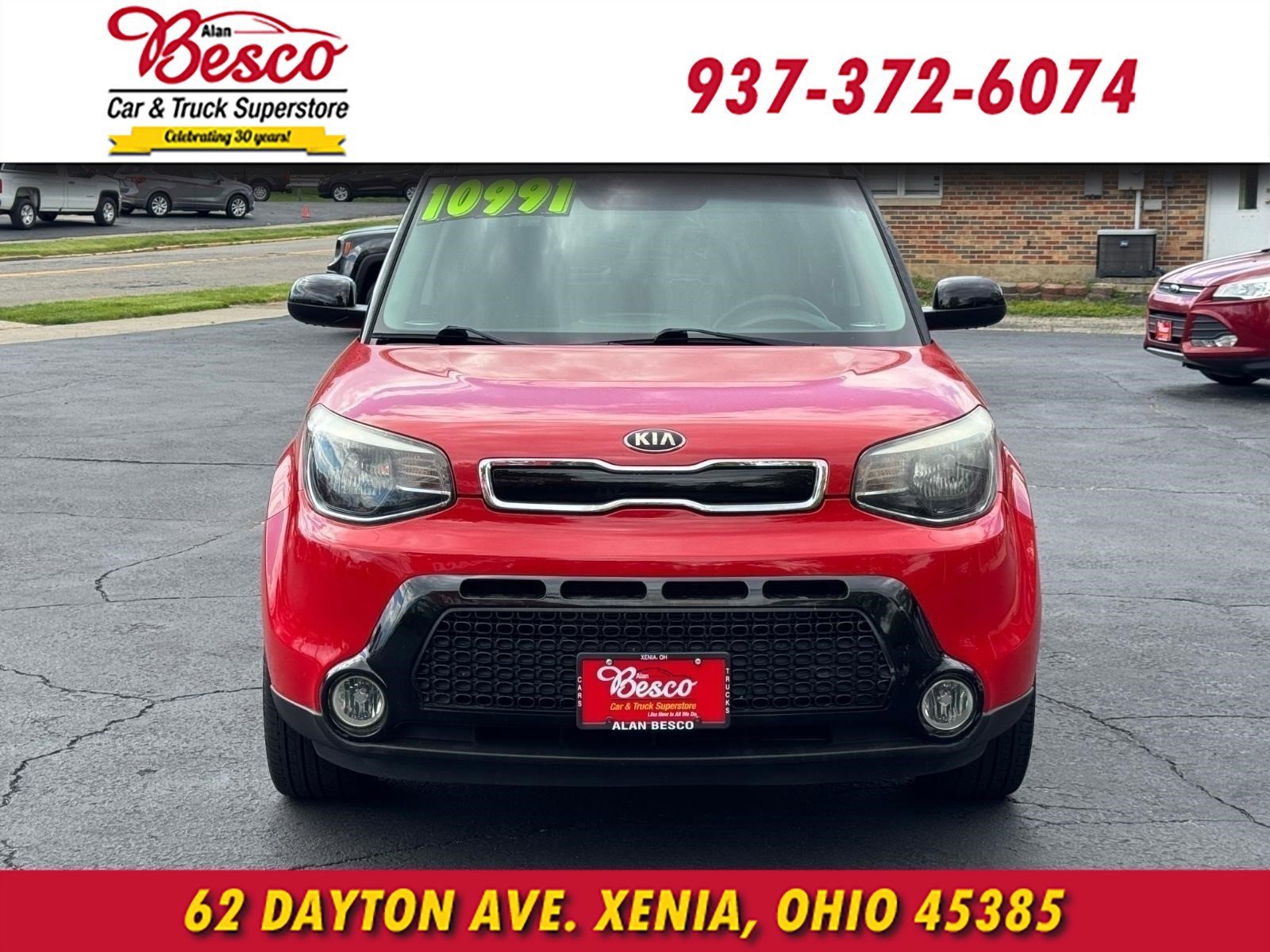 Used 2016 Kia Soul + w/ Designer's Package FWD image 2