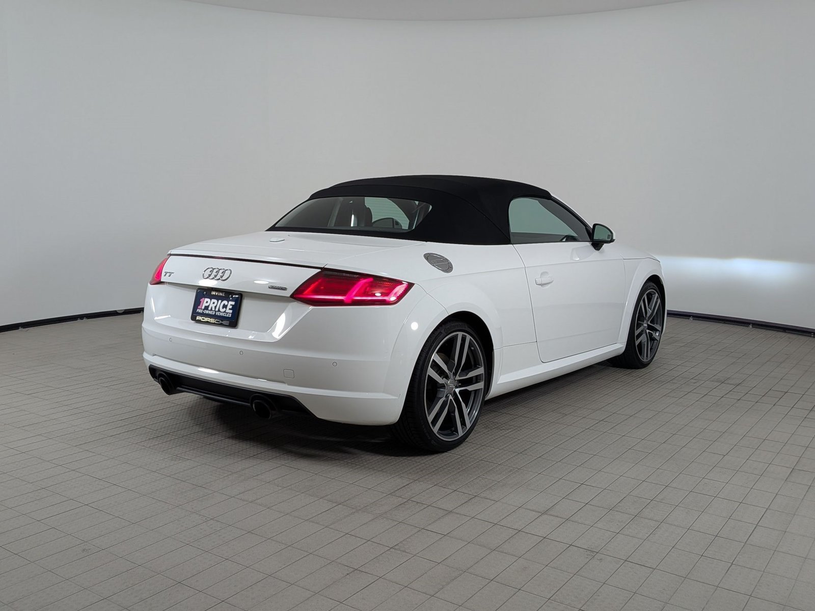 Used 2016 Audi TT 2.0T AWD/4WD image 9