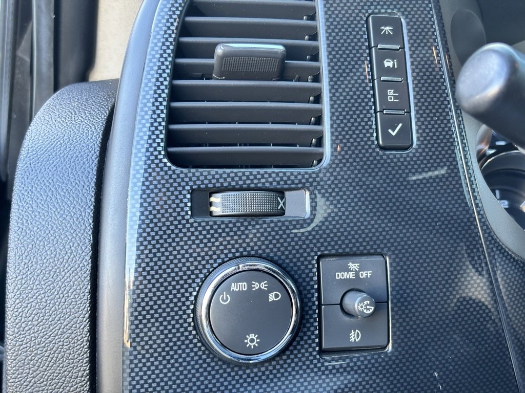 Used 2010 Chevrolet Silverado 2500 LT w/ Interior Plus Package image 12