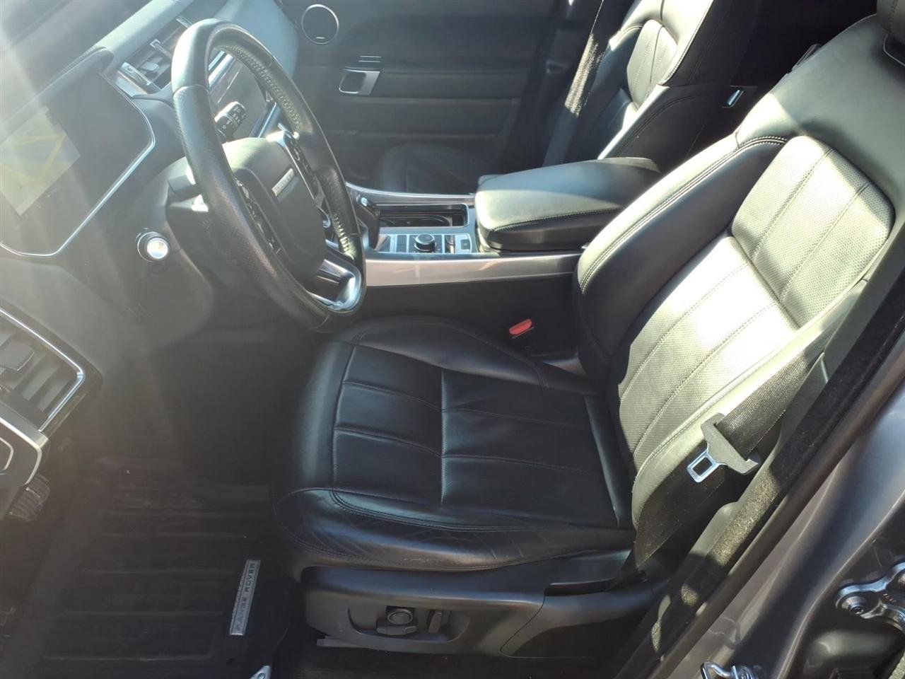 Used 2020 Land Rover Range Rover Sport HSE image 5