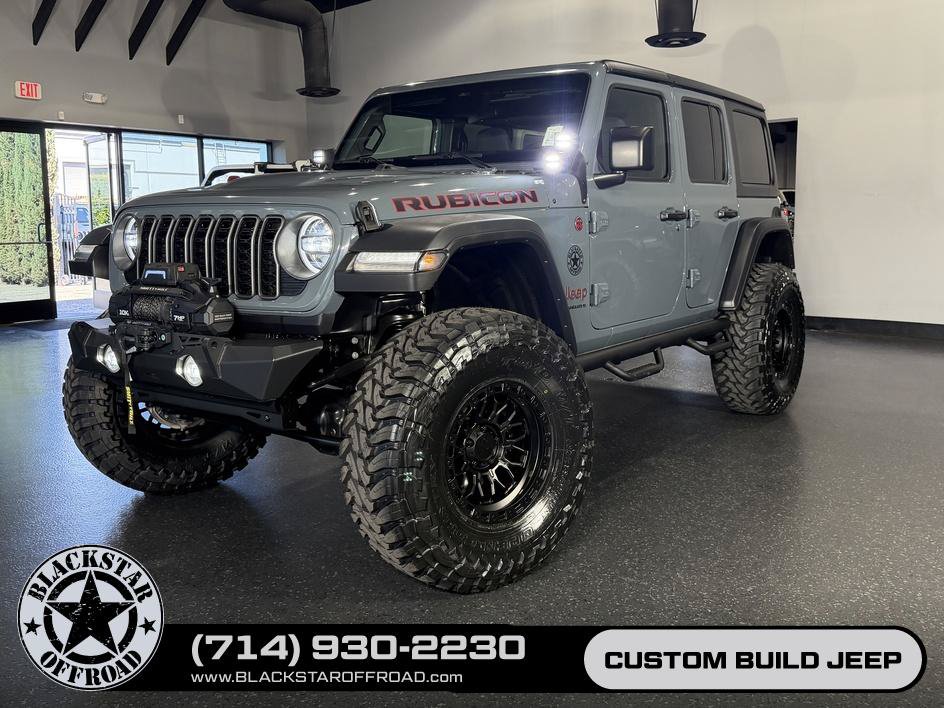 Used 2025 Jeep Wrangler Unlimited Rubicon w/ Convenience Group AWD/4WD image 30