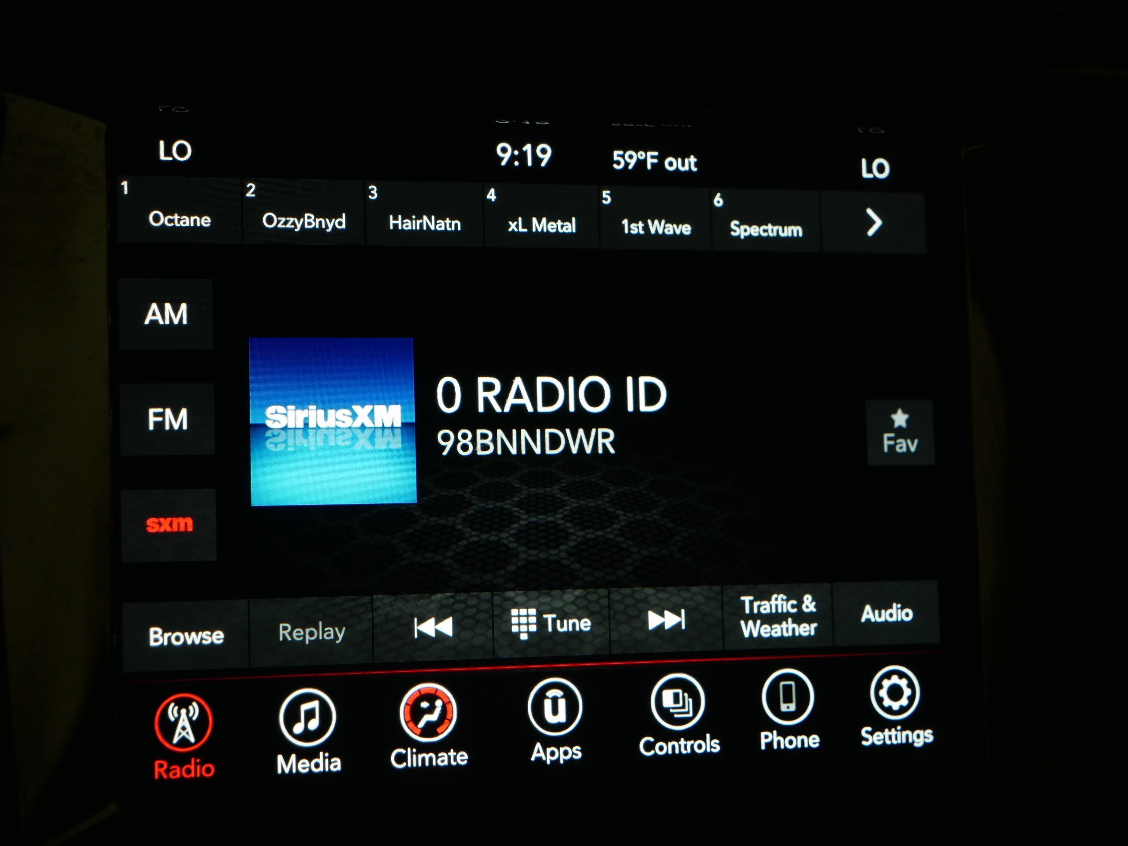 Used 2021 Dodge Durango SXT w/ Trailer Tow Group IV AWD/4WD image 22