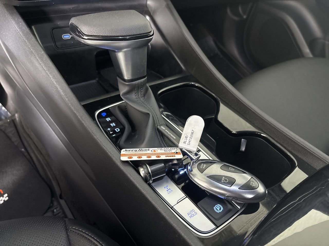 Used 2025 Hyundai Santa Cruz SEL image 18