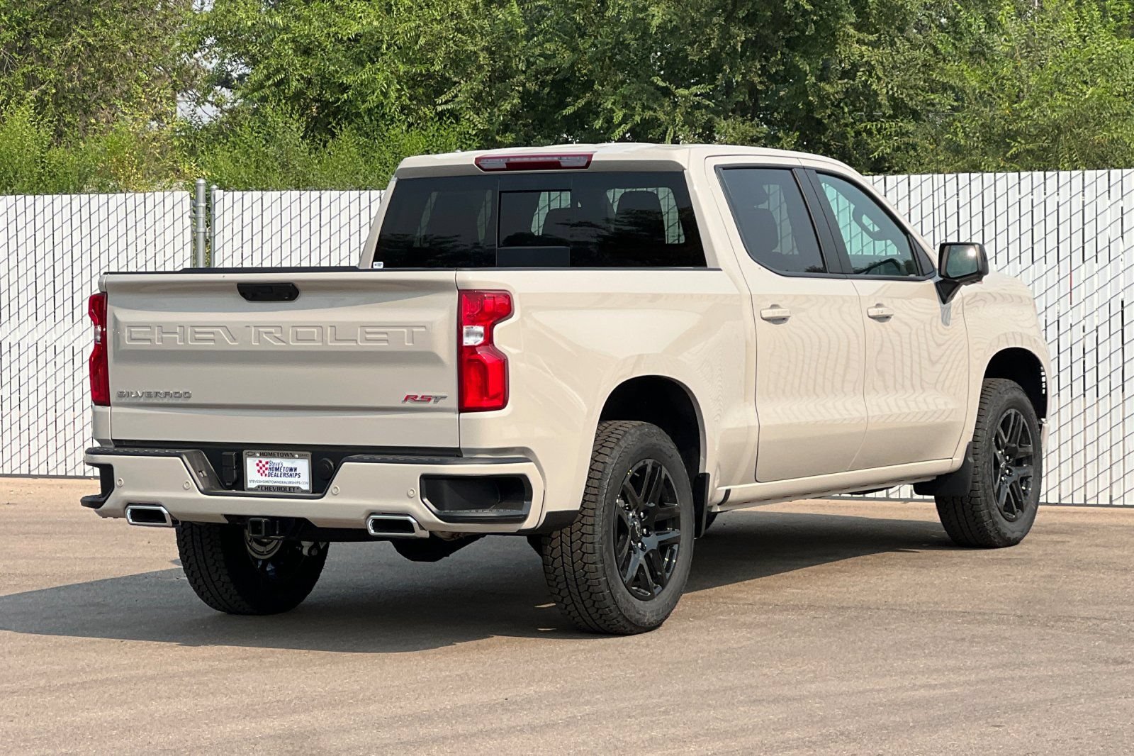 New 2026 Chevrolet Silverado 1500 RST w/ RST All Star Premium Package AWD/4WD image 4