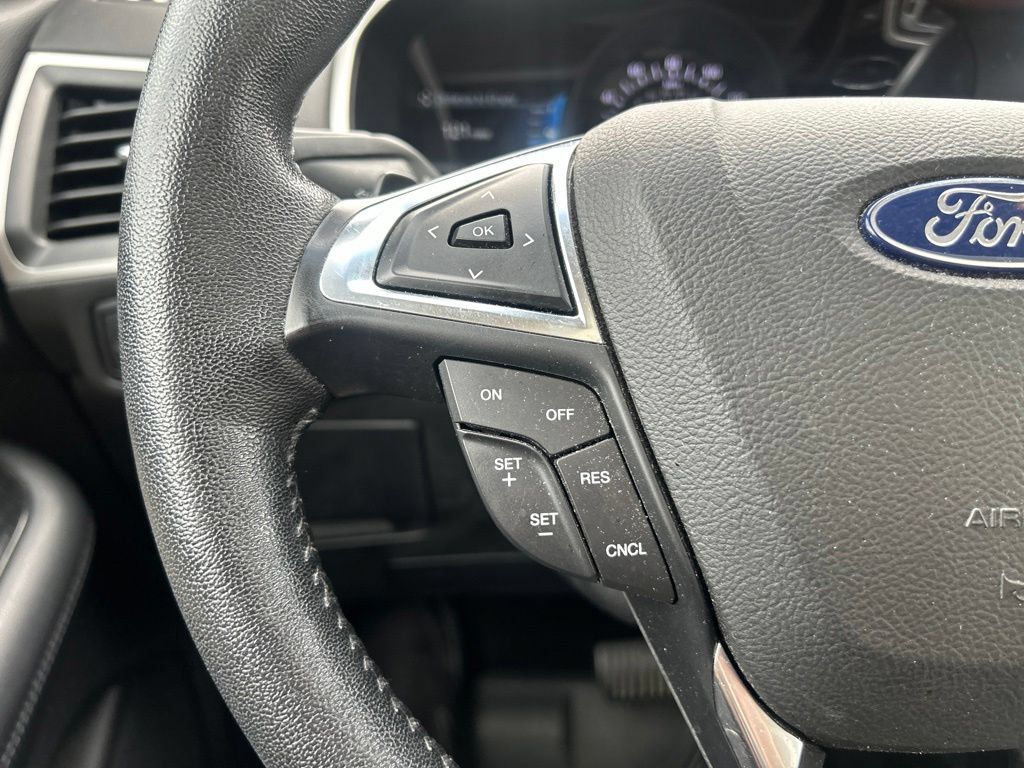 Used 2018 Ford Edge SEL w/ Equipment Group 201A AWD/4WD image 19
