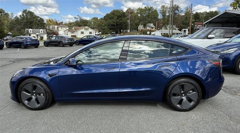 Used 2022 Tesla Model 3 Long Range AWD/4WD image 2
