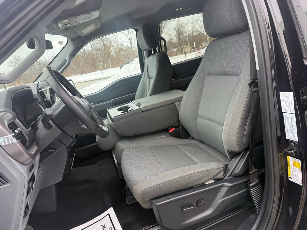 Used 2025 Ford F150 XLT w/ Equipment Group 301A Standard AWD/4WD image 21
