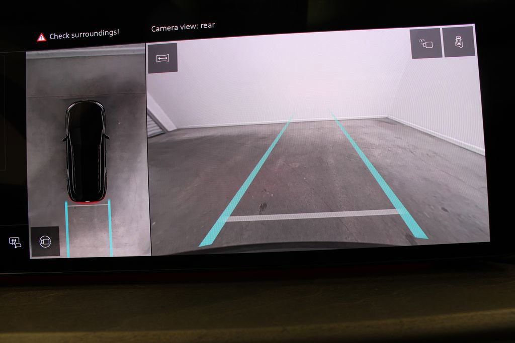 New 2025 Audi Q5 Prestige image 13