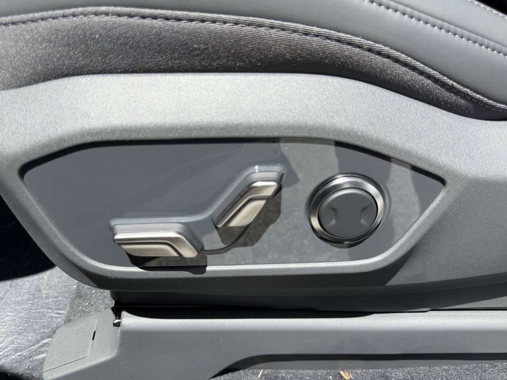 New 2026 Kia EV9 Light image 22