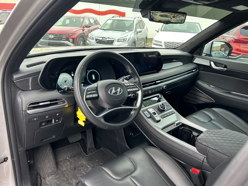Used 2024 Hyundai Palisade Calligraphy image 10