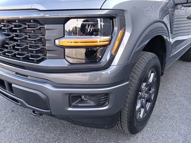New 2026 Ford F150 STX w/ Equipment Group 200A AWD/4WD image 9