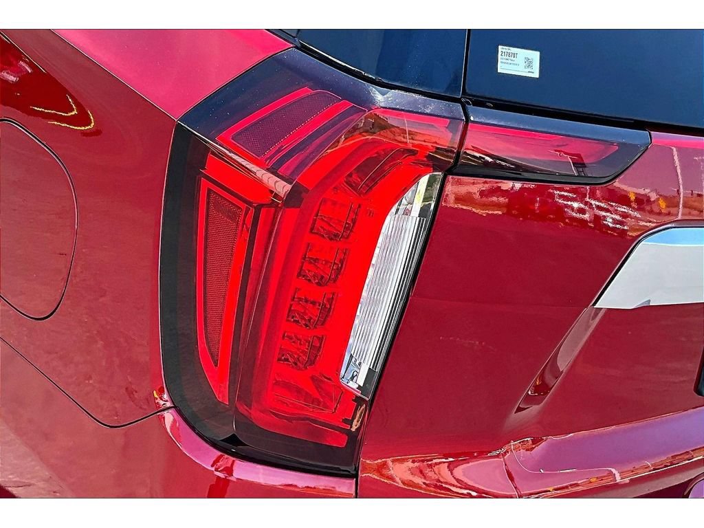 Used 2021 GMC Yukon Denali w/ Denali Ultimate Package AWD/4WD image 20