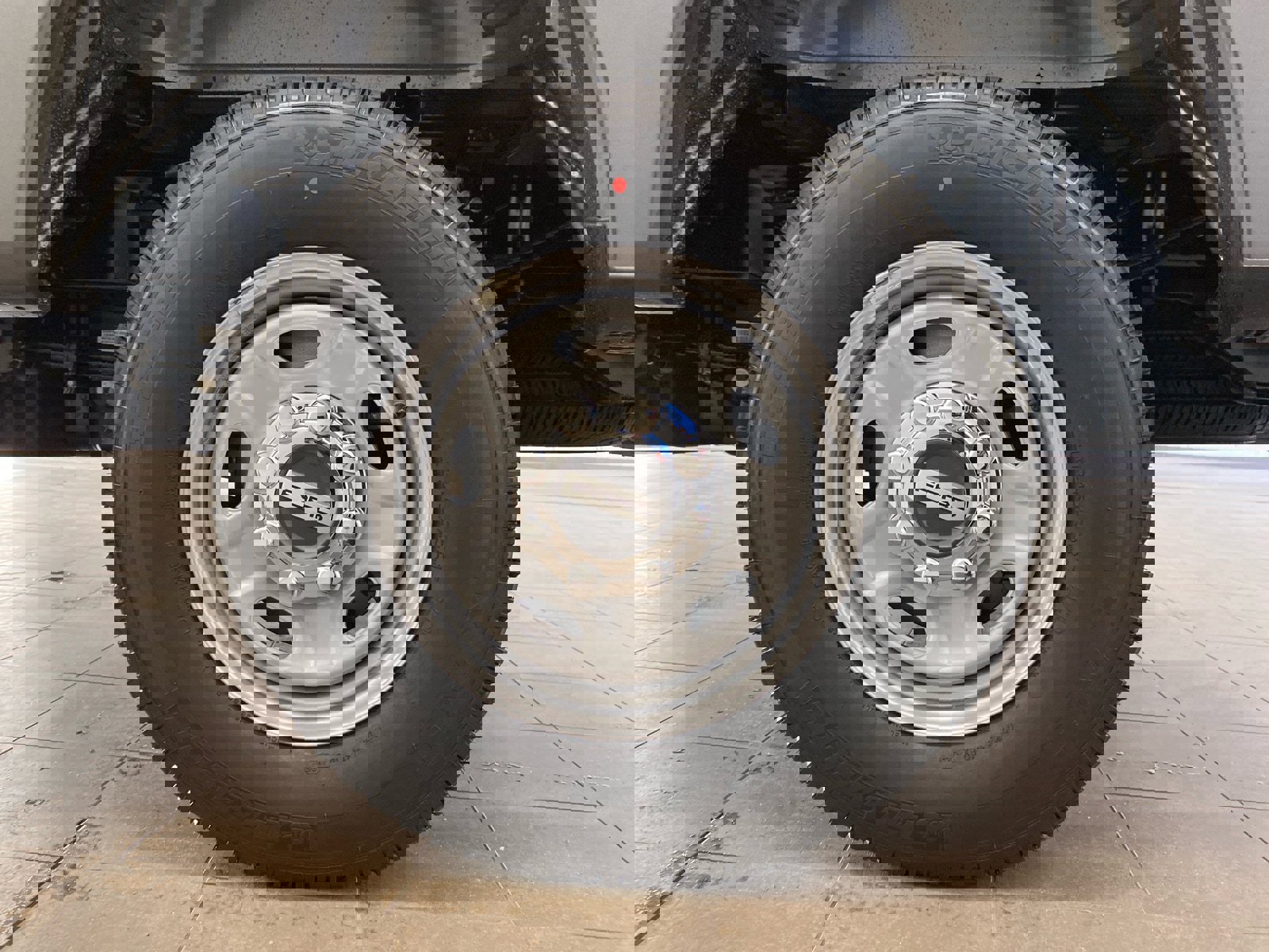 New 2026 Ford F250 XL w/ XL Chrome Package image 23