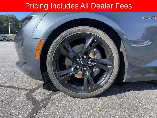 Used 2021 Chevrolet Camaro LT w/ Technology Package RWD image 9