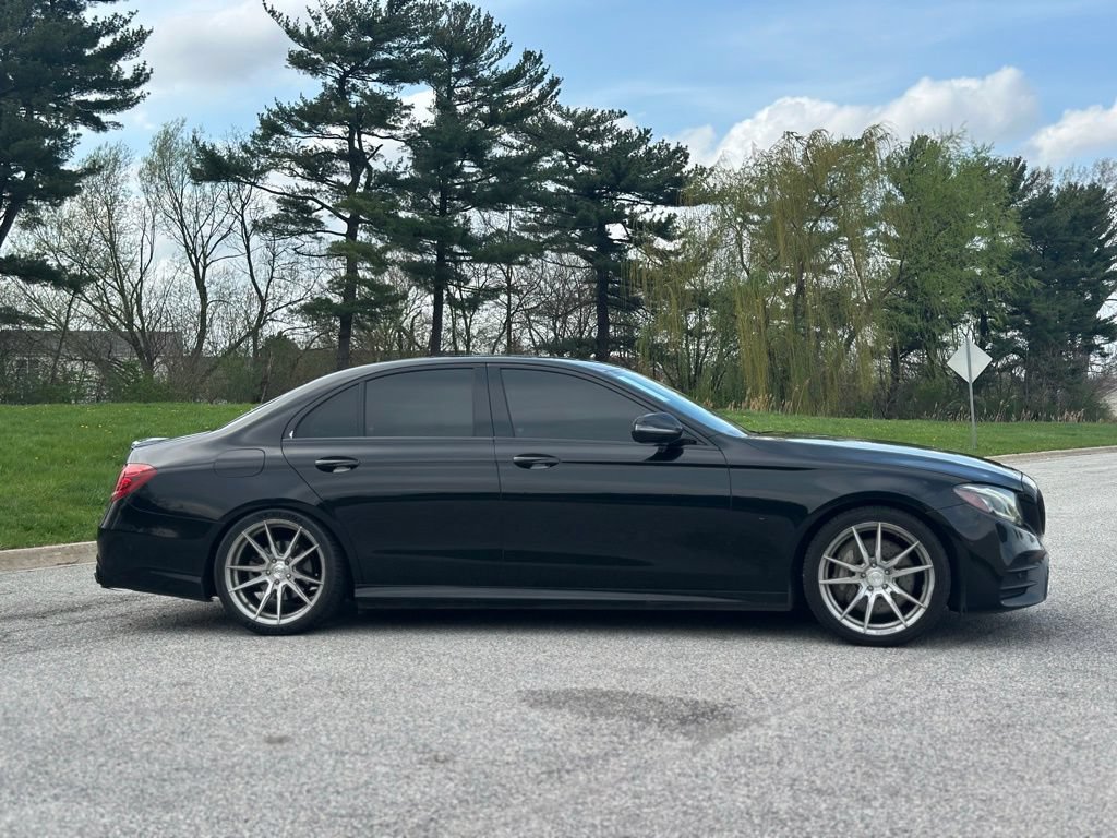 Used 2017 Mercedes-Benz E 300 4MATIC image 8