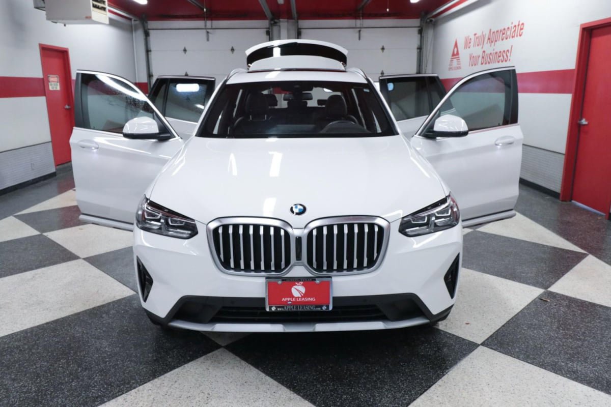 Used 2024 BMW X3 sDrive30i w/ Premium Package image 33