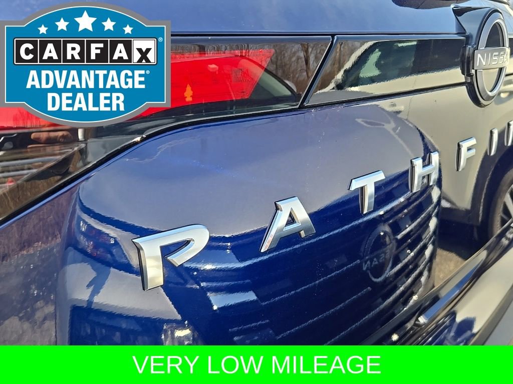Certified 2023 Nissan Pathfinder SV w/ SV Premium Package AWD/4WD image 9