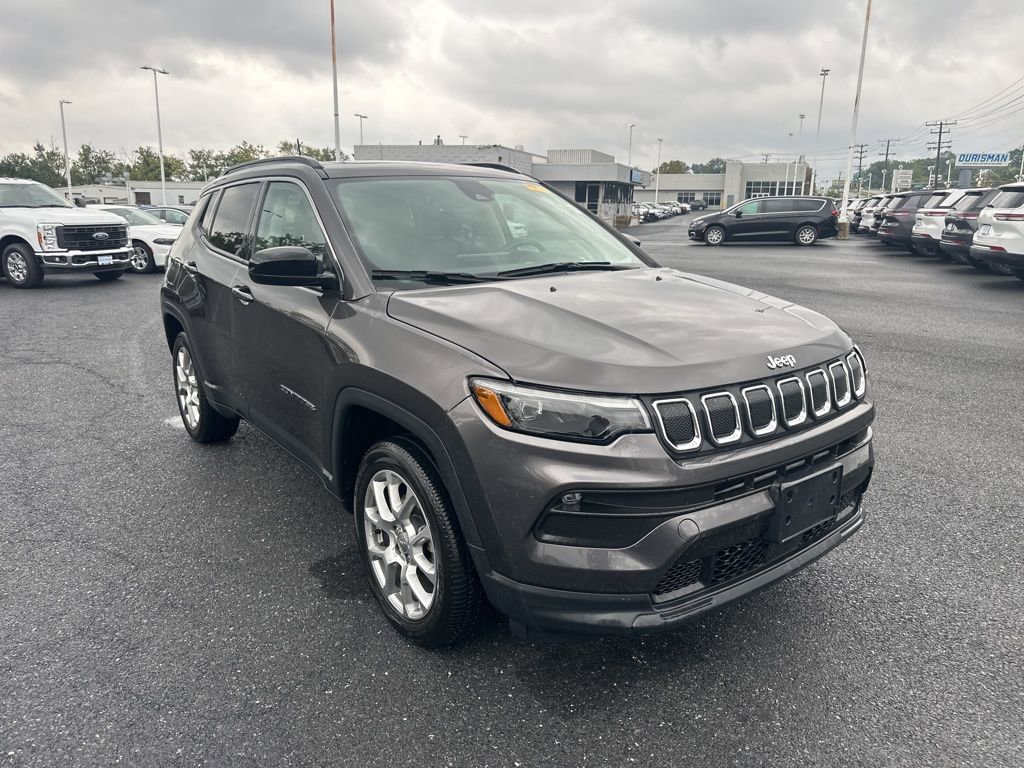 Used 2022 Jeep Compass Latitude w/ Sun and Sound Group