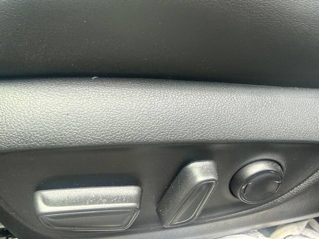 Used 2025 Toyota RAV4 XLE Premium AWD/4WD image 13