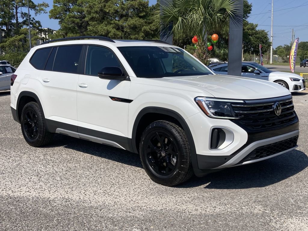 New 2026 Volkswagen Atlas Peak Edition image 9