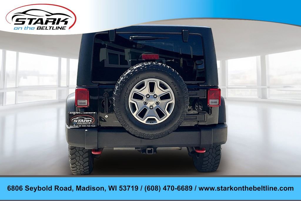 Used 2015 Jeep Wrangler Unlimited Rubicon w/ Connectivity Group AWD/4WD image 5