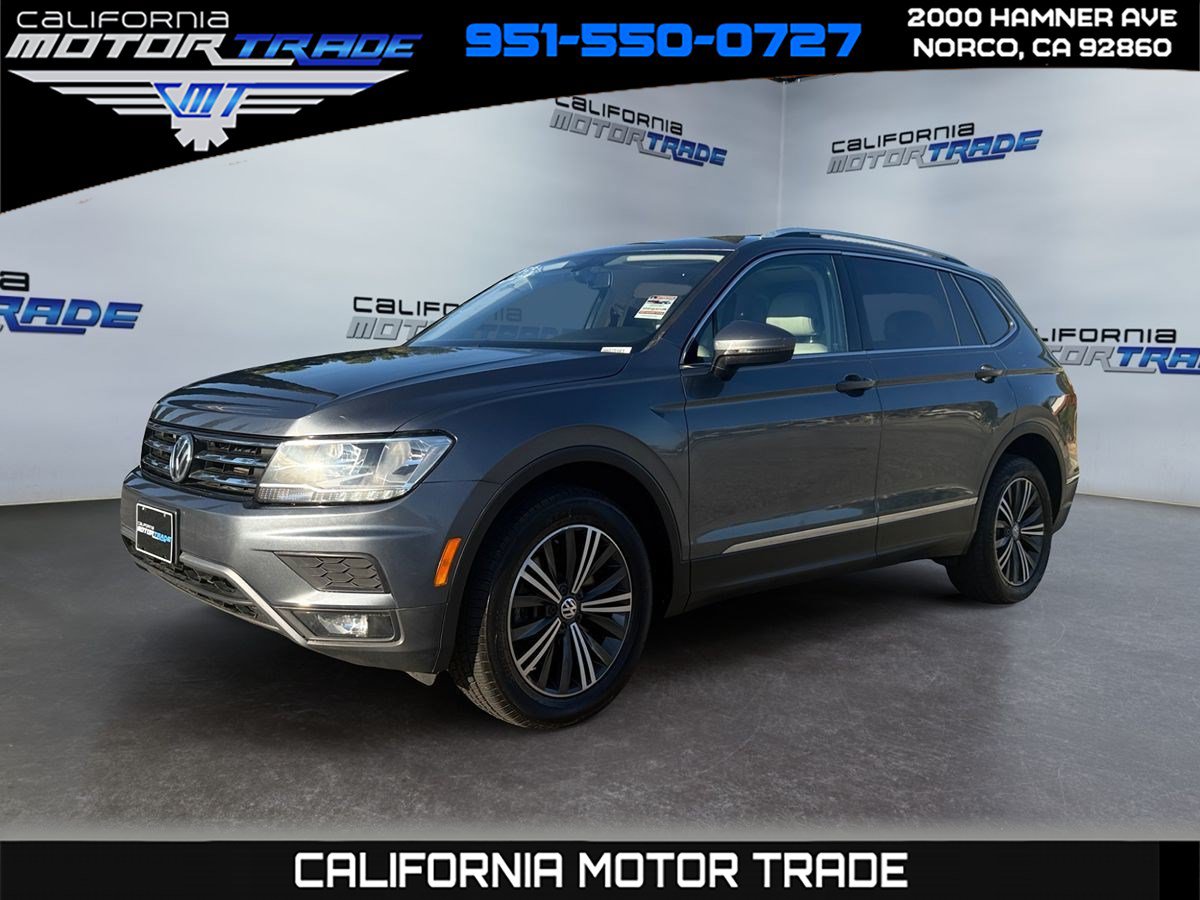 Used 2018 Volkswagen Tiguan SEL FWD image 1
