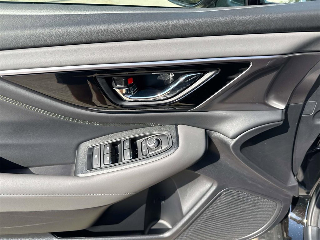 New 2025 Subaru Outback Onyx Edition image 13