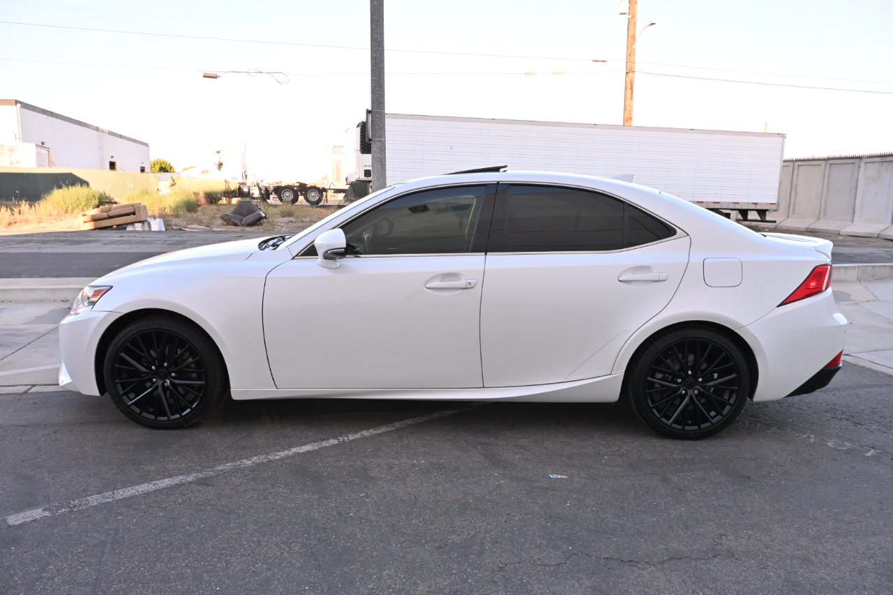 Used 2015 Lexus IS 250 w/ Premium Package RWD image 3