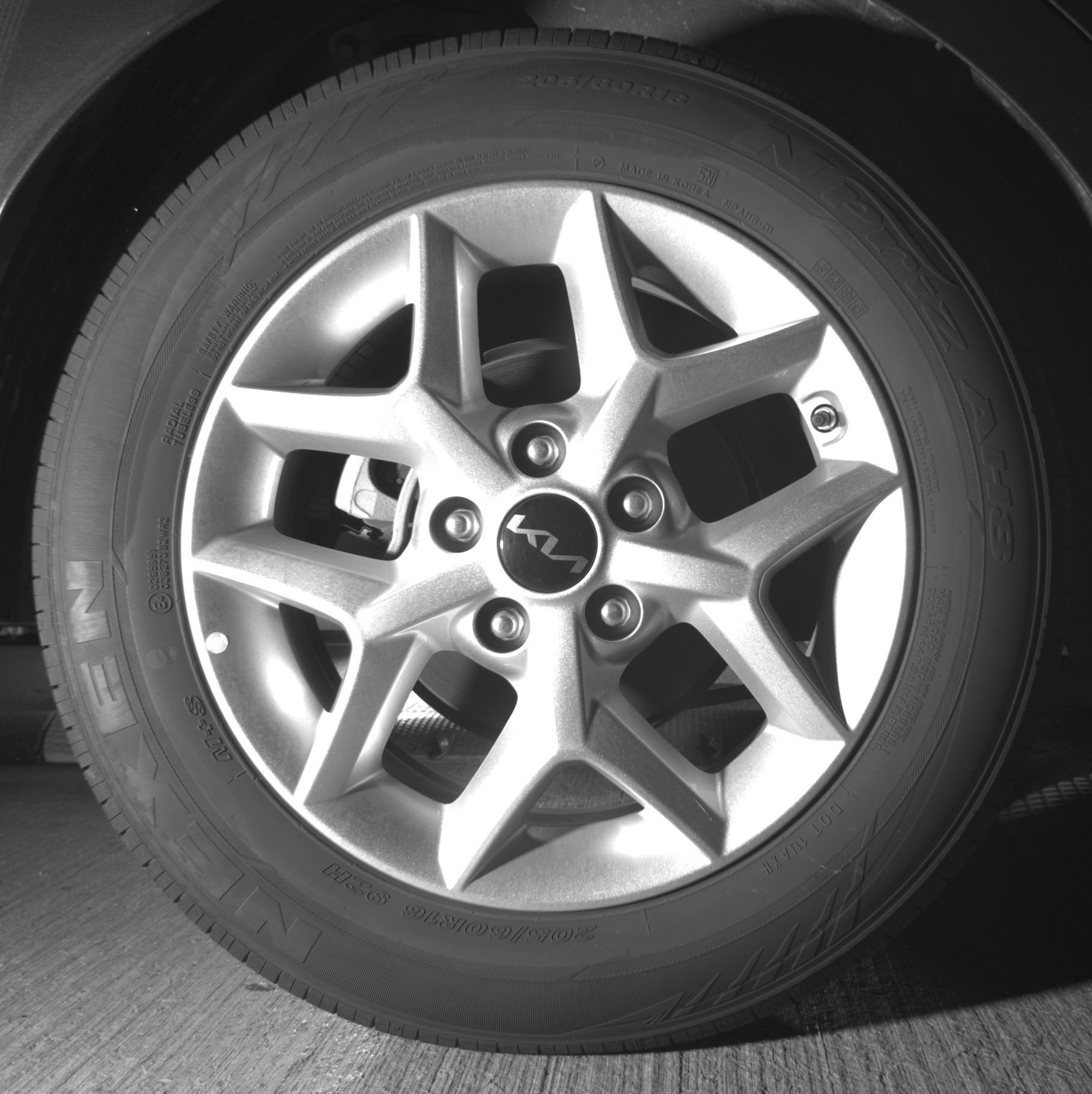 Used 2025 Kia Soul LX w/ LX Technology Package FWD image 15