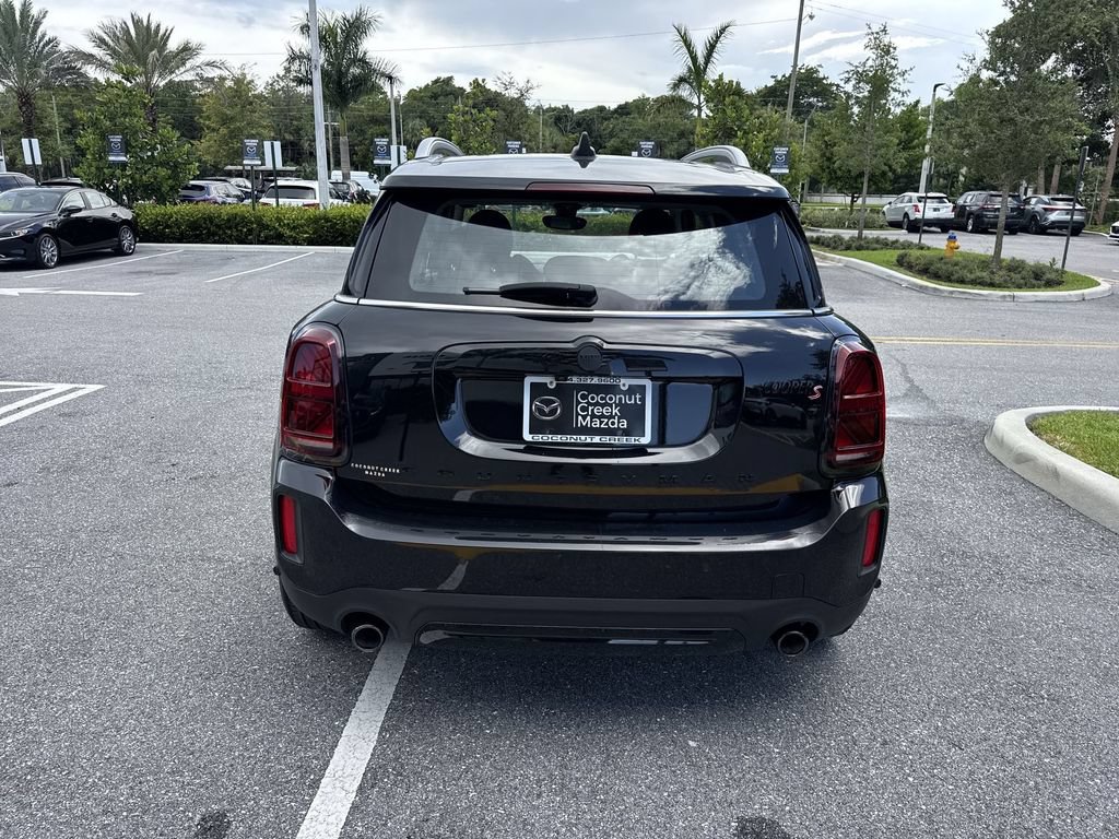 Used 2022 MINI Cooper Countryman S w/ Premium Package FWD image 2