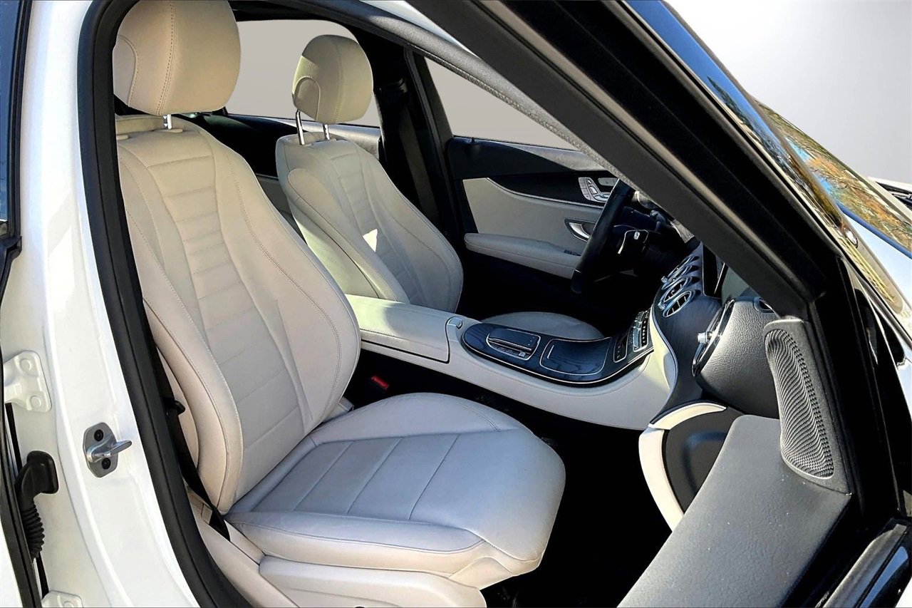 Used 2022 Mercedes-Benz E 350 E 350 image 23