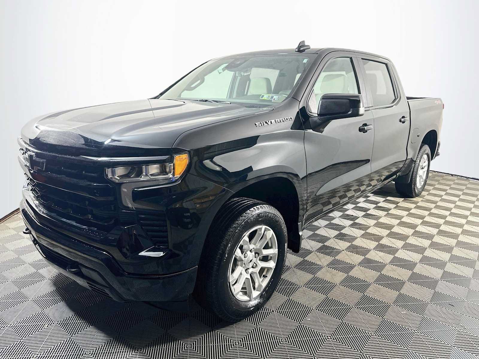 Used 2026 Chevrolet Silverado 1500 RST AWD/4WD image 1