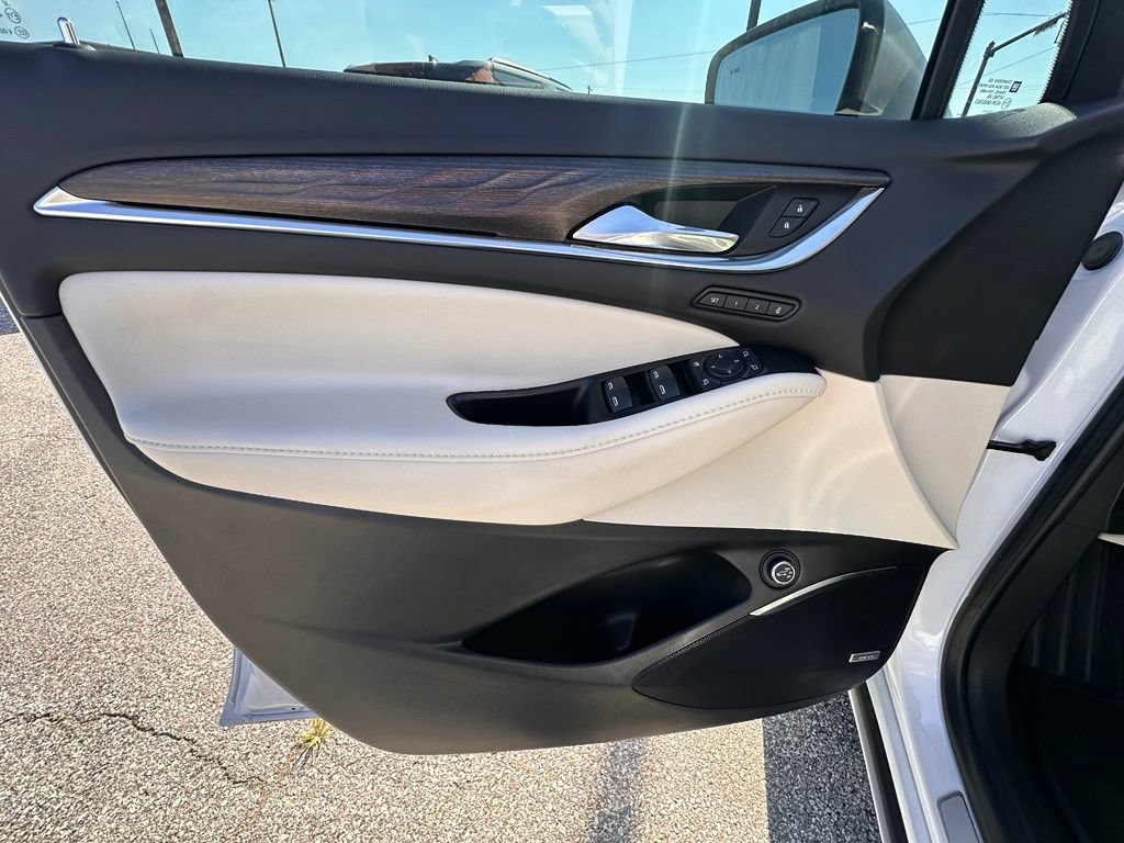 Used 2023 Buick Enclave Avenir w/ Avenir Technology Package FWD image 14