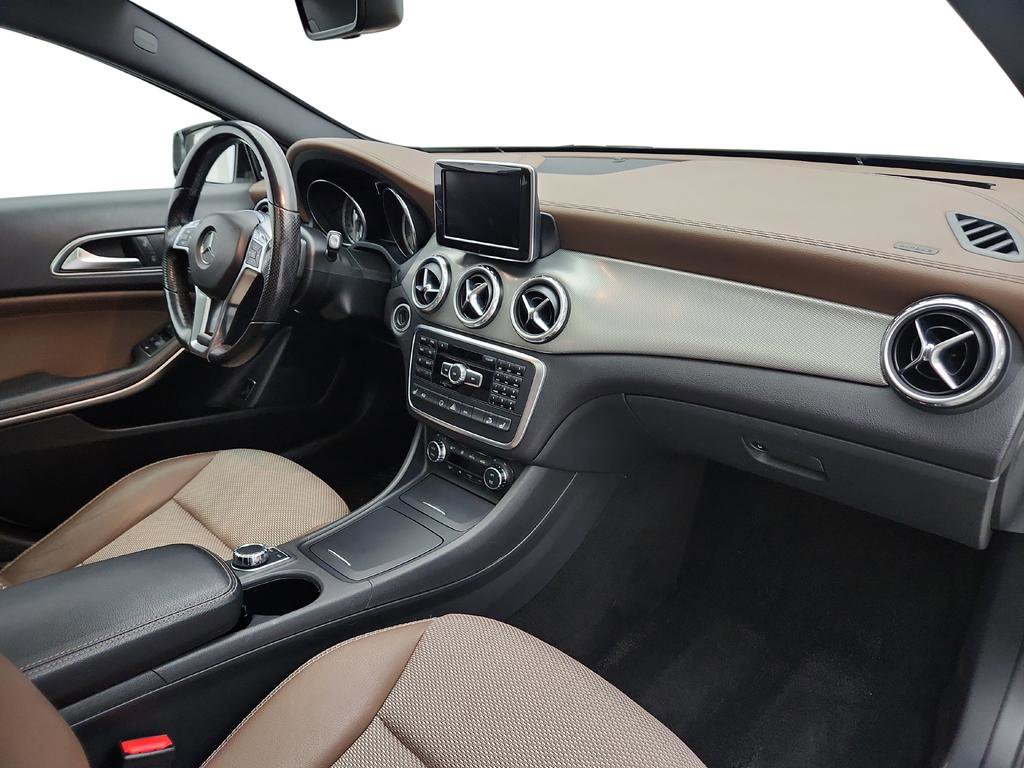 Used 2015 Mercedes-Benz GLA 250 4MATIC image 23