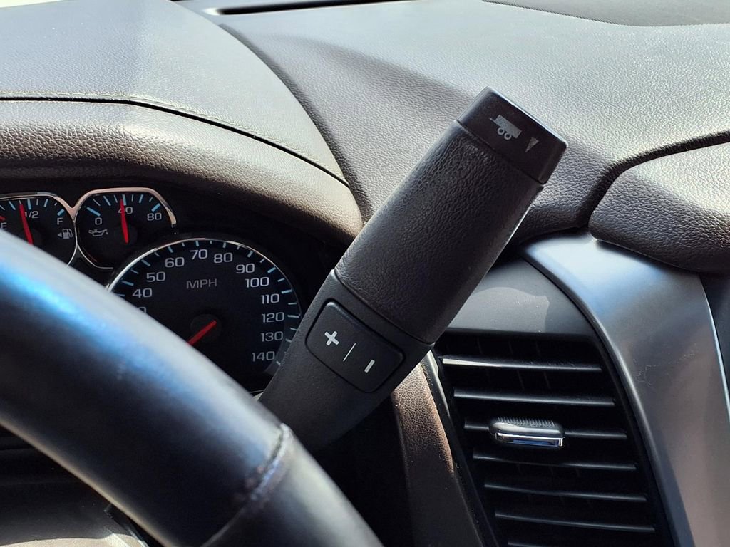 Used 2015 Chevrolet Suburban LTZ AWD/4WD image 18