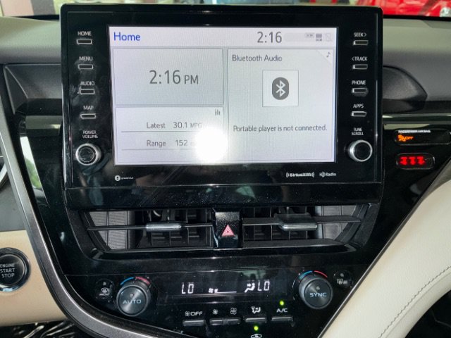 Used 2022 Toyota Camry XLE FWD image 20