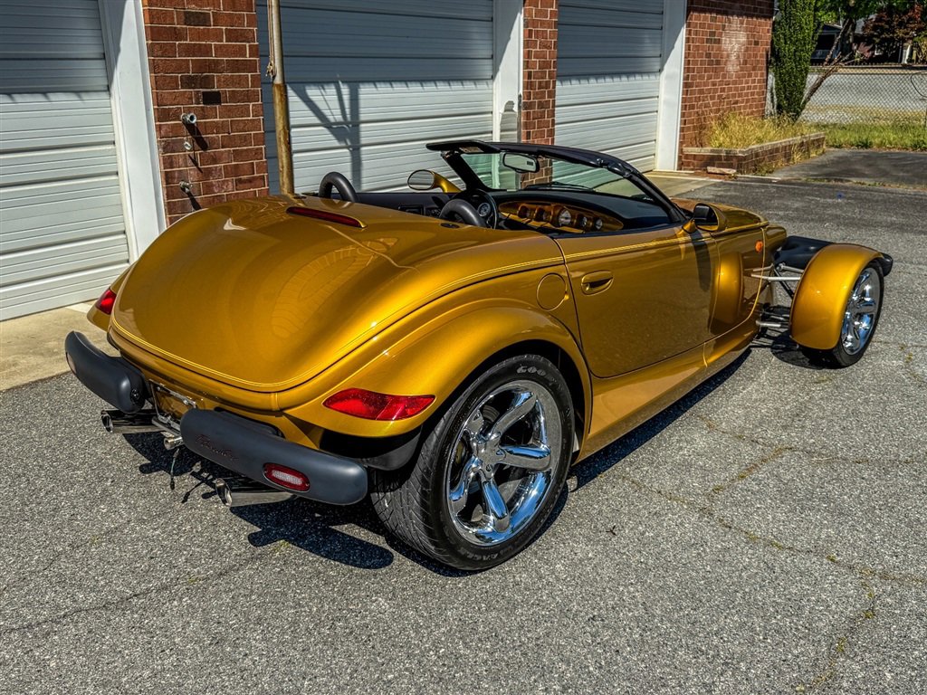 Used 2002 Chrysler Prowler image 44