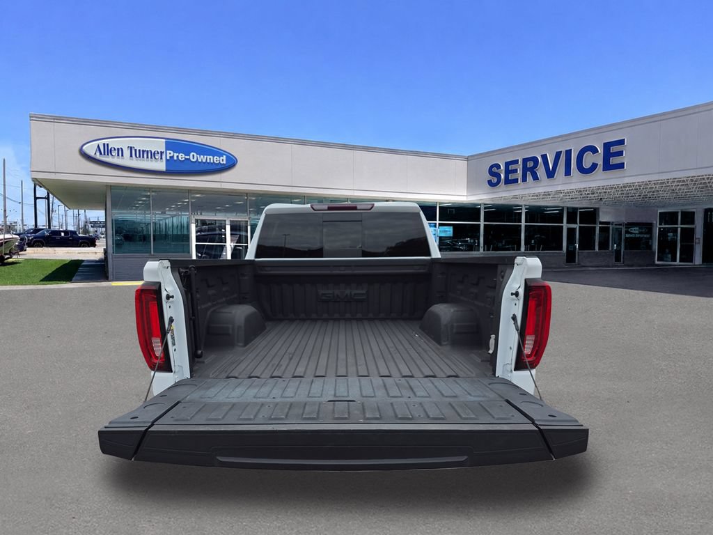 Used 2023 GMC Sierra 1500 SLT AWD/4WD image 32