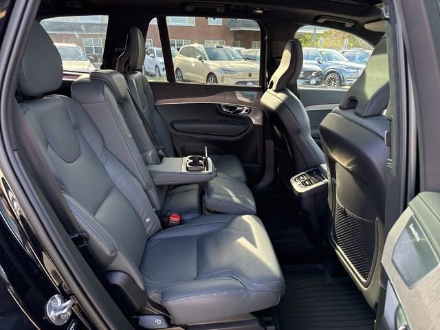 Certified 2023 Volvo XC90 B6 Ultimate w/ Lounge Package image 20