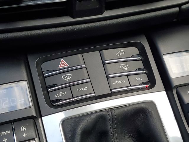 Used 2019 Porsche Macan AWD/4WD image 28
