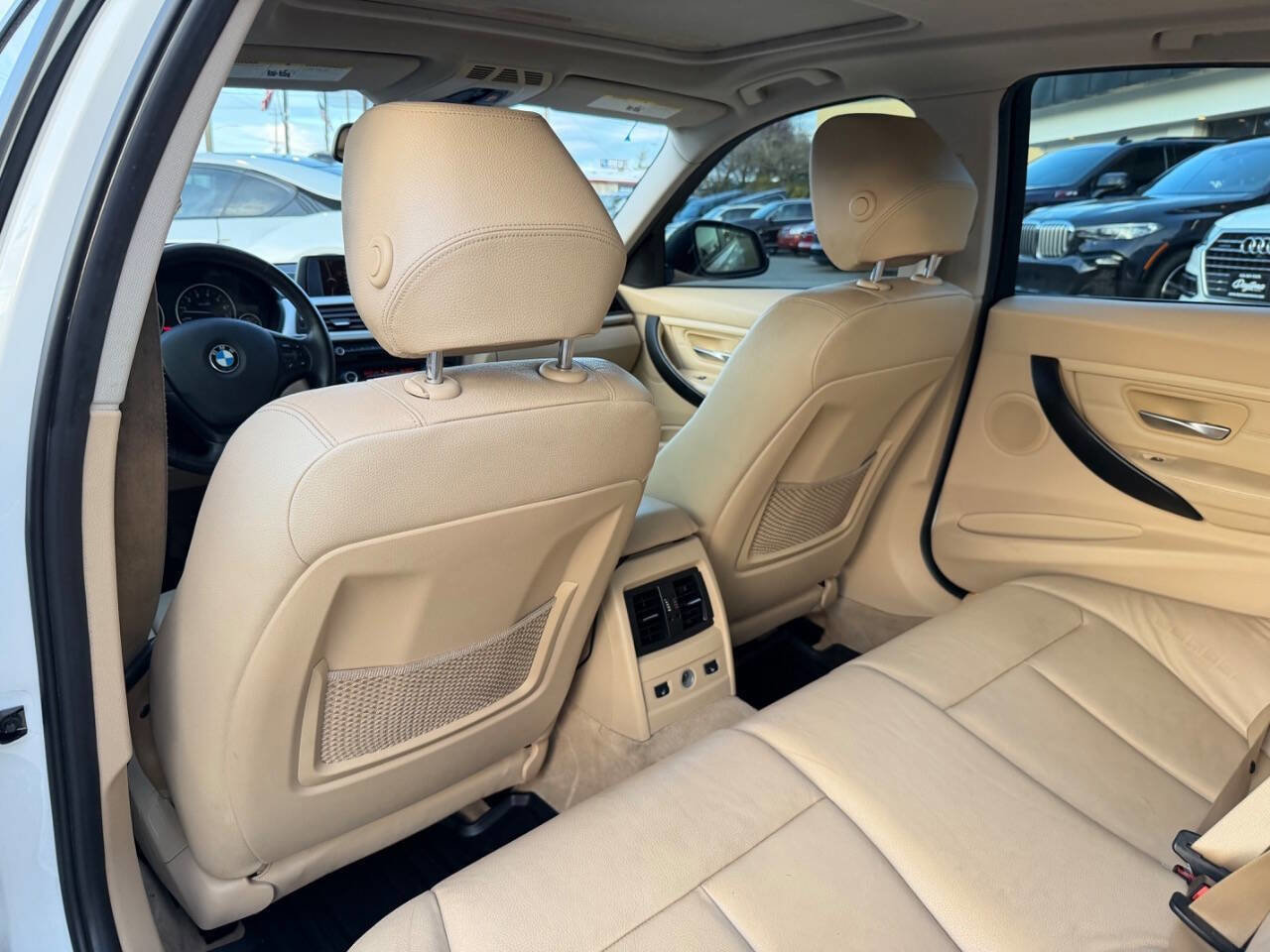 Used 2013 BMW 328i Sedan image 26