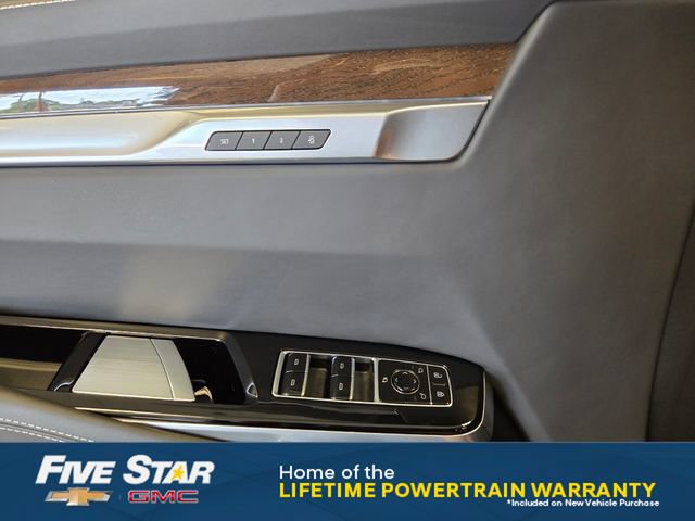 New 2026 Cadillac Escalade Platinum Sport w/ LPO, Floor Liner Package AWD/4WD image 30