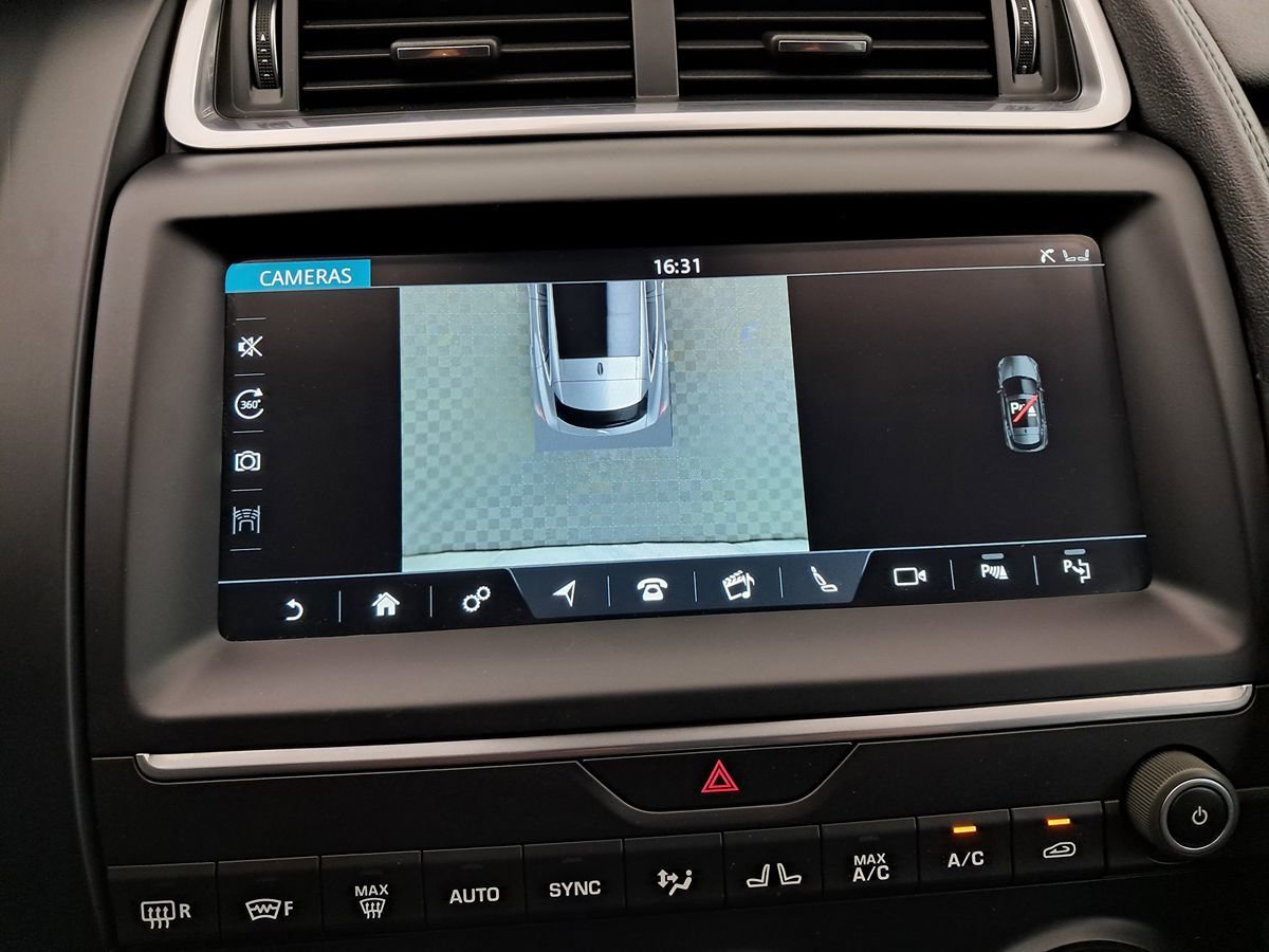 Used 2020 Jaguar E-PACE SE AWD/4WD image 25